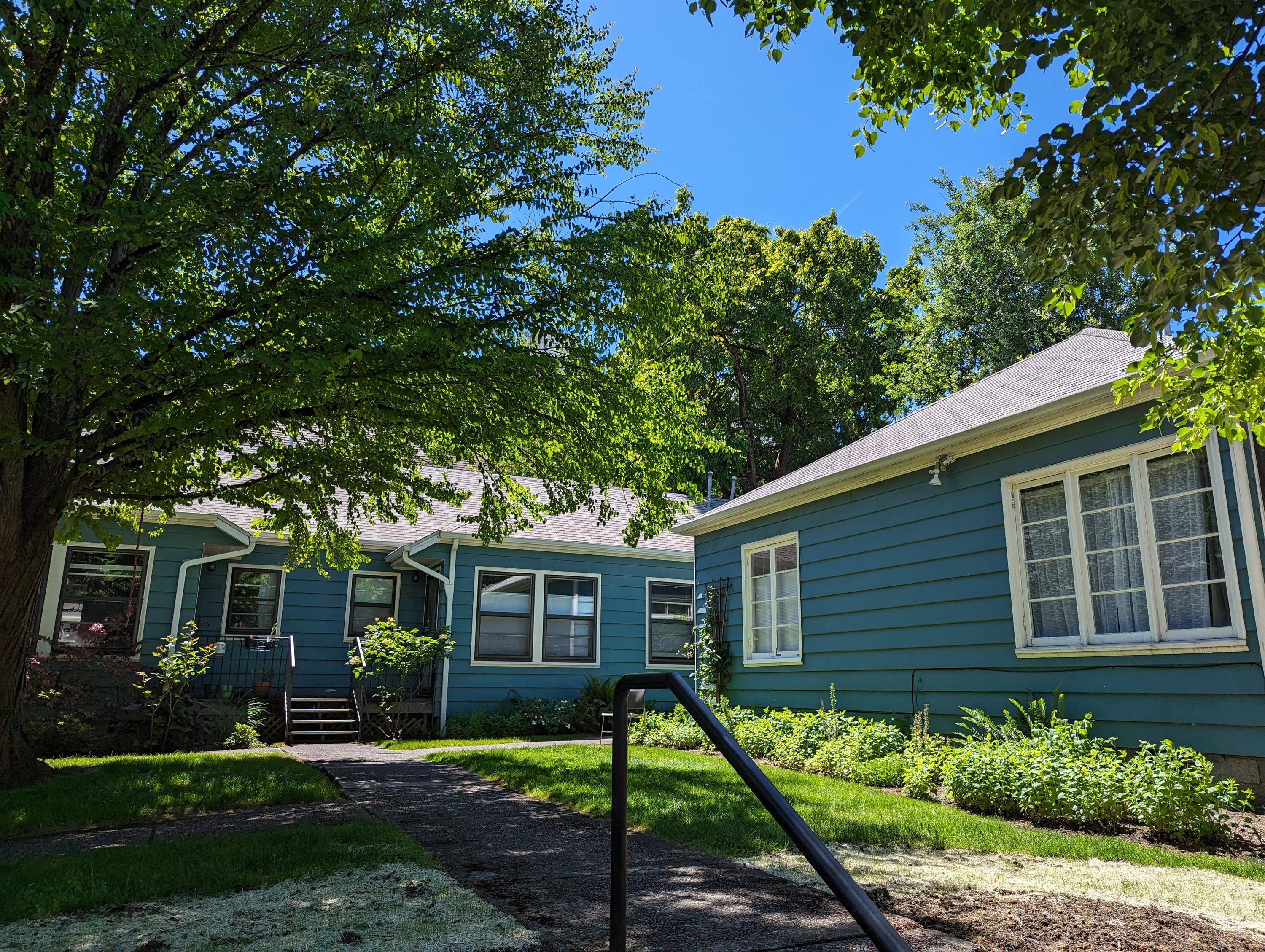 2016 Northwest Overton Street